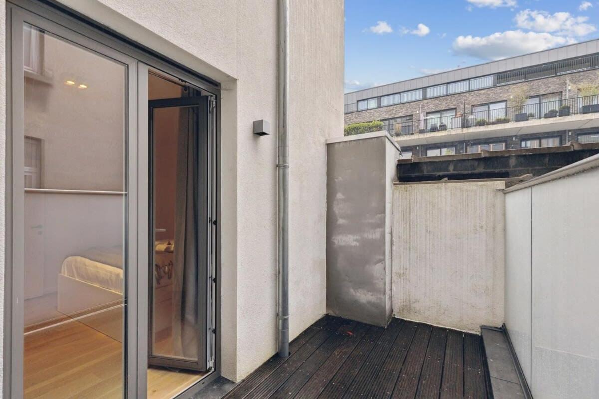 Bright Waterfront Apartment Antwerpen Bagian luar foto