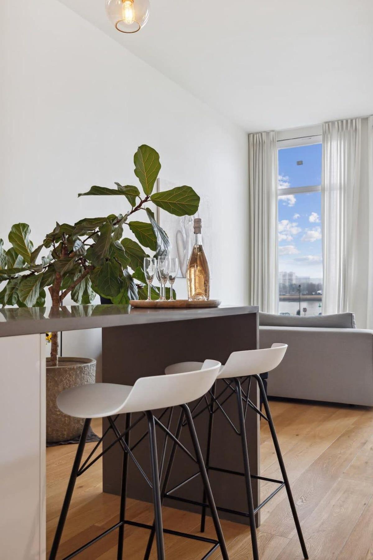 Bright Waterfront Apartment Antwerpen Bagian luar foto
